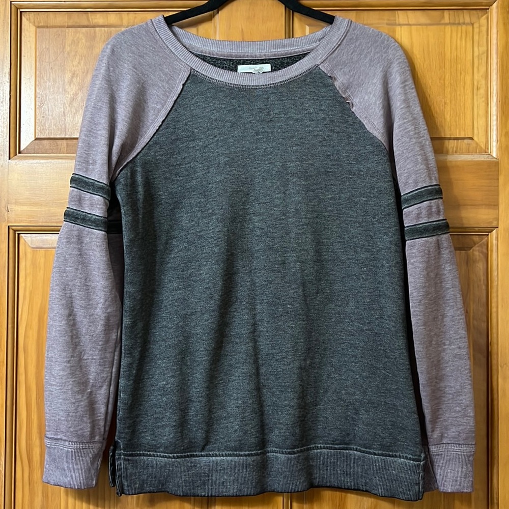 Maurices Sweatshirt